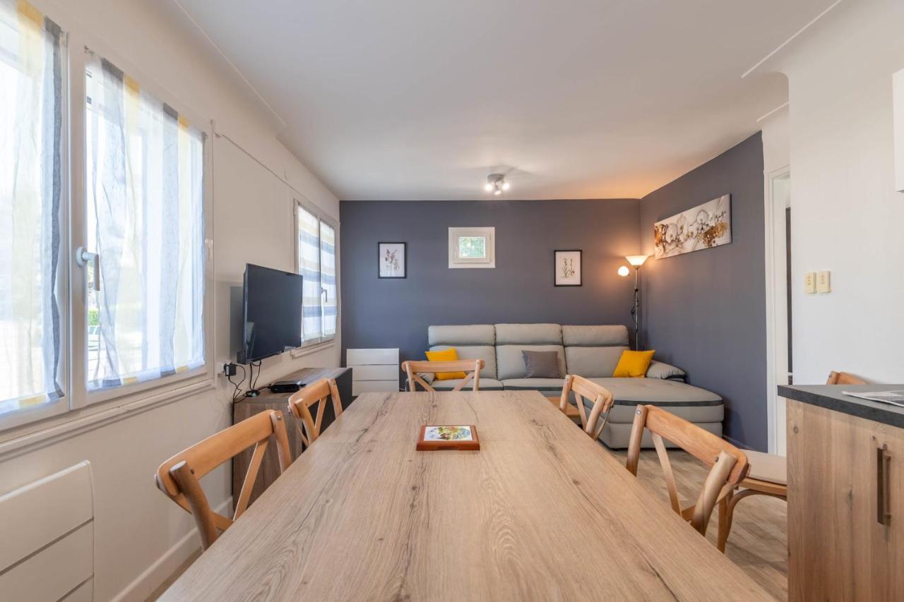 Ideally Located Furnished Townhouse With 3 Bedrooms Parking & Garden Анси Екстериор снимка