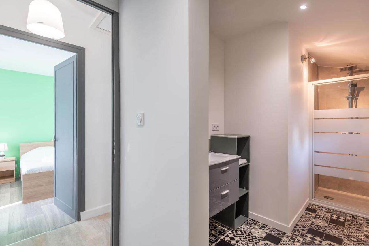 Ideally Located Furnished Townhouse With 3 Bedrooms Parking & Garden Анси Екстериор снимка
